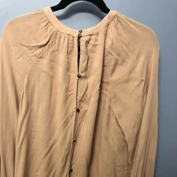 Pink American eagle blouse - Picture 2 of 3